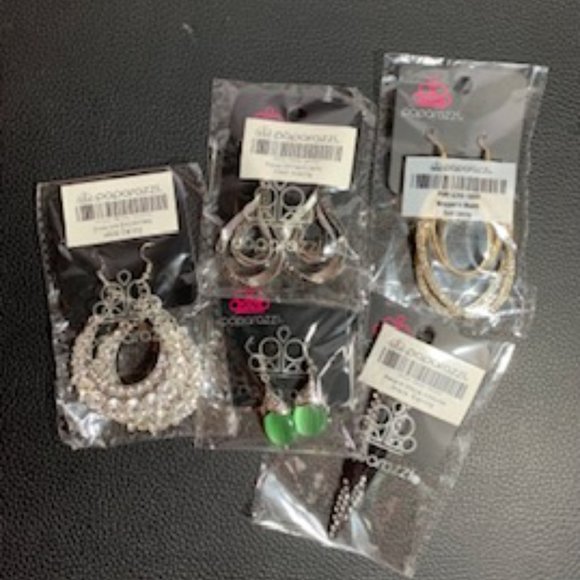 Mystery Lot of 15 Earrings Paparazzi Accessories - Picture 2 of 2